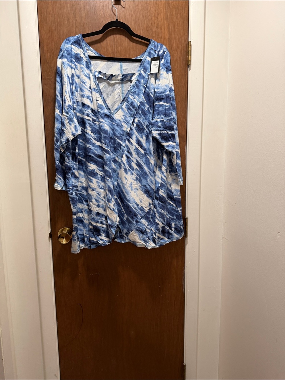 Avenue Blue and White Tie-Dye V-Neck Tunic